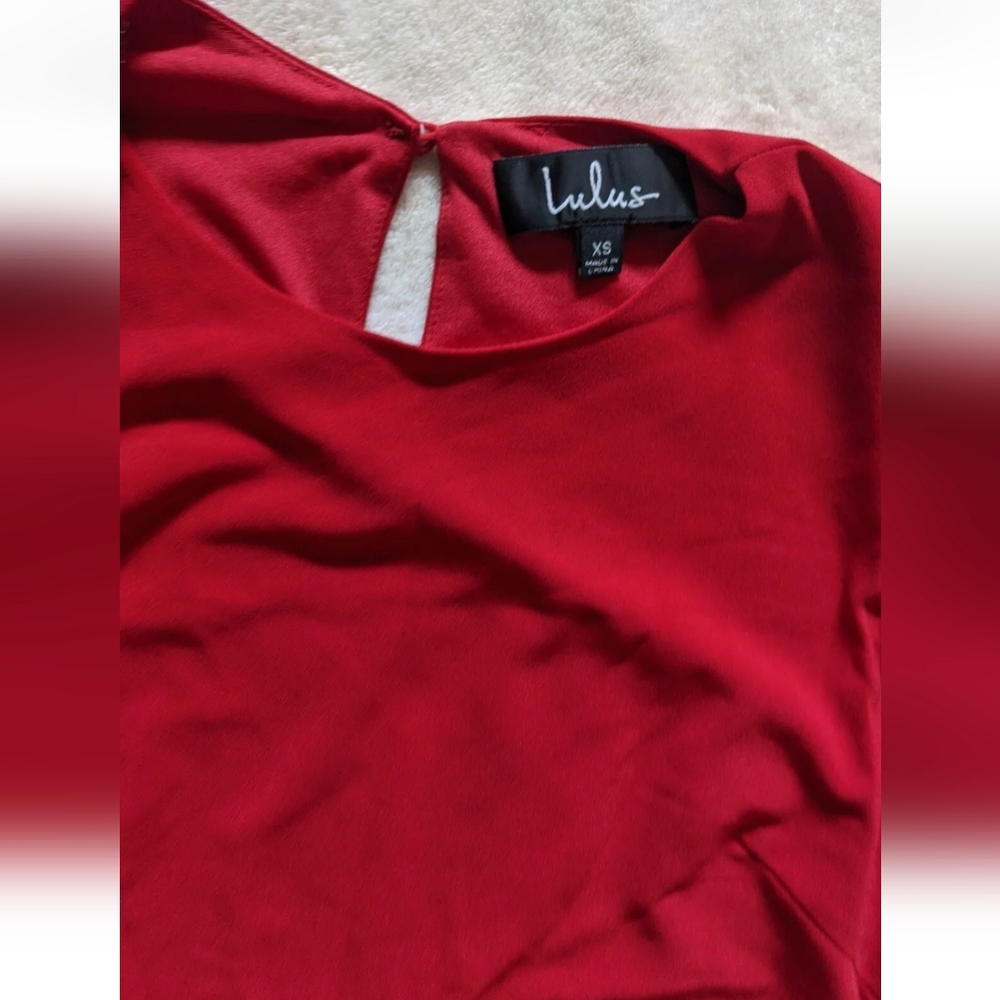 Lulu's Charm In Arm Bright Red Flutter Sleeve & H… - image 5